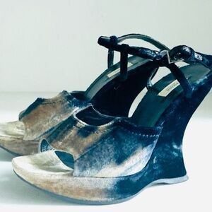 Vintage 00" authentic PRADA Ombré Grey Beige Velvet Wedge Heels  38.5